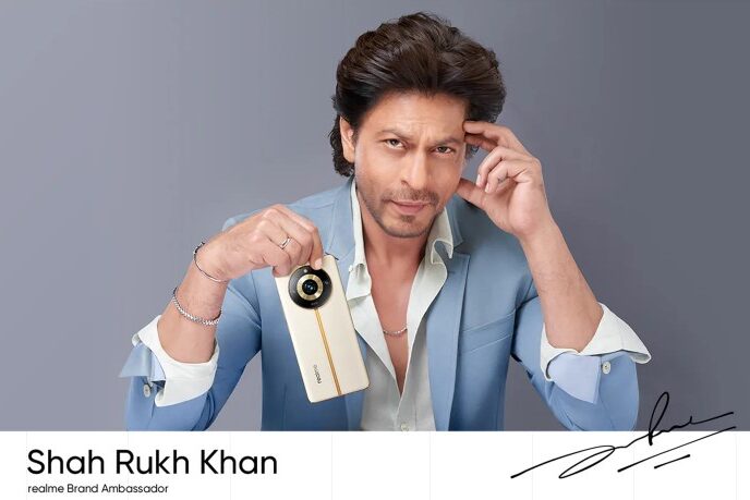 Shah Rukh Khan is brand ambassador of Realme smartphones